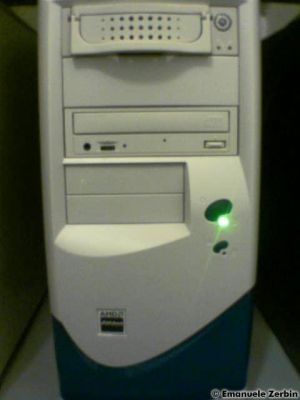 Clicca per immagine full size
 ============== 
Primo piano di blade3.faith.net.
